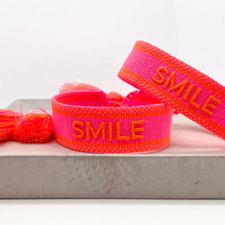 SMILE Statement Armband